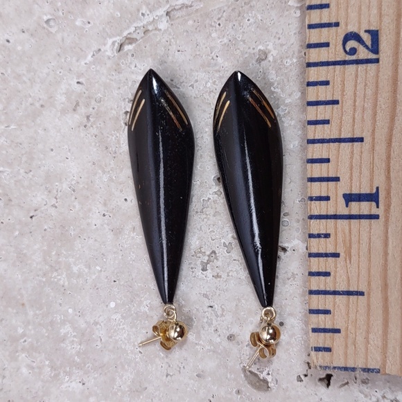 Vintage Richard J Barile Black Coral Earrings w/14k Gold Trim - Picture 6 of 9